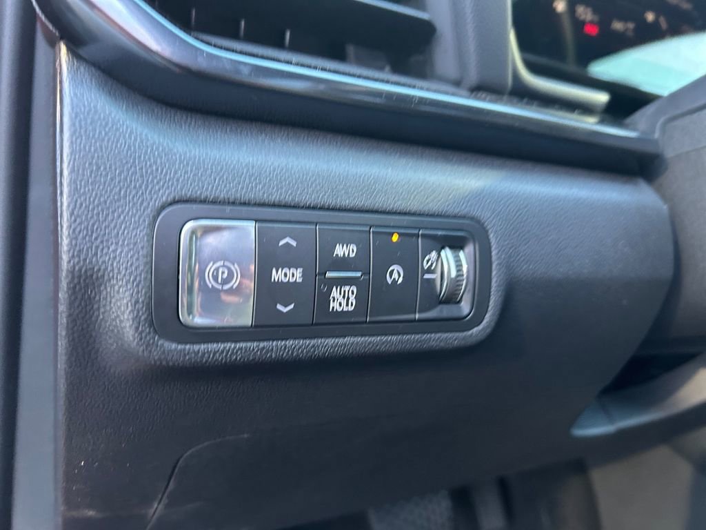 Used 2026 GMC Terrain AT4 w/ Technology Package II image 22