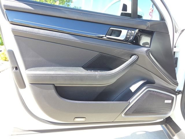 Used 2020 Porsche Panamera 4 AWD/4WD image 12