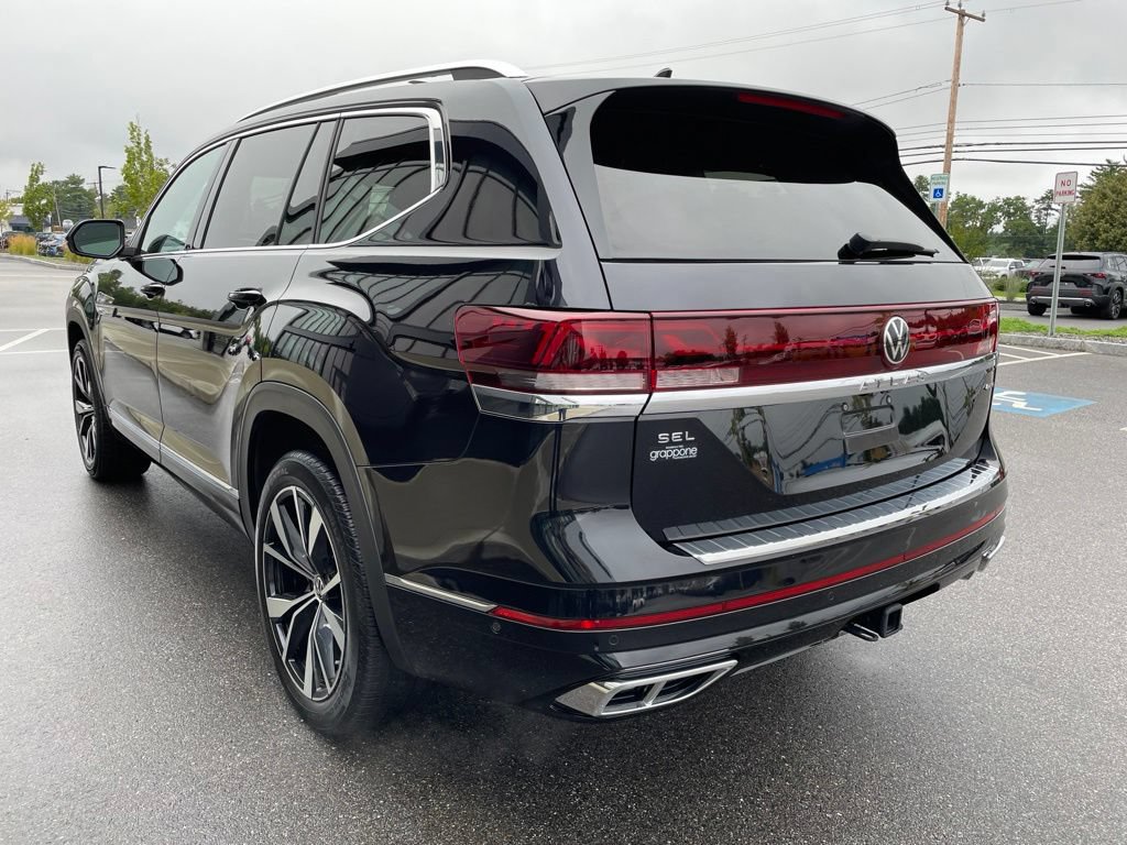 Used 2024 Volkswagen Atlas SEL Premium R-Line AWD/4WD image 7