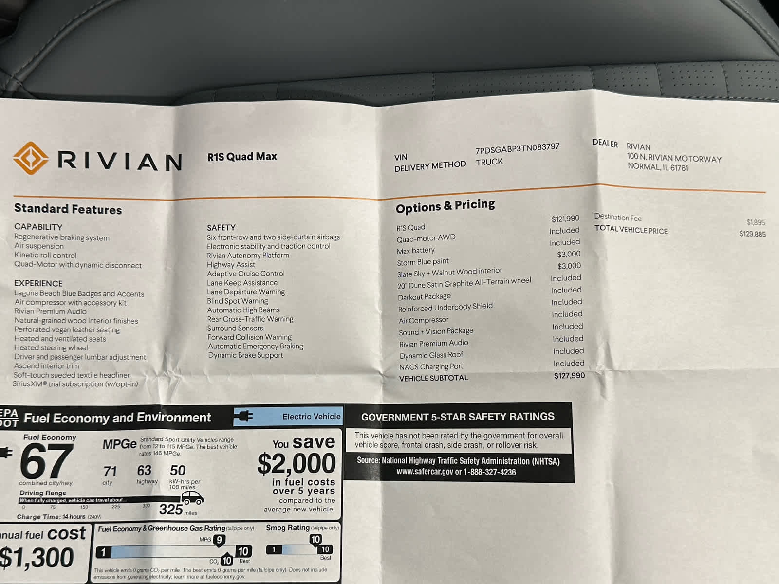 Used 2026 Rivian R1S Premium image 41