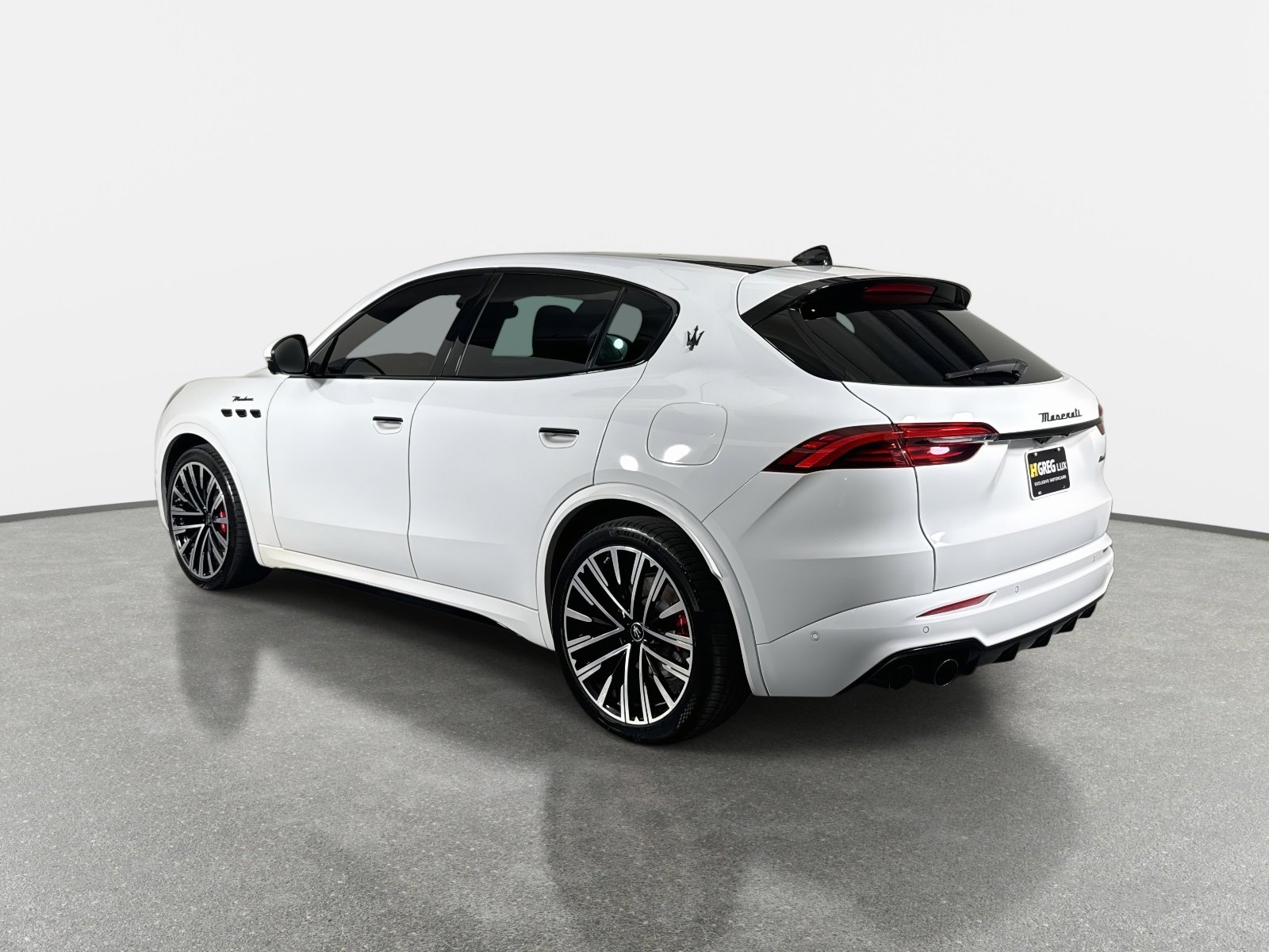 Used 2023 Maserati Grecale Modena AWD/4WD image 5