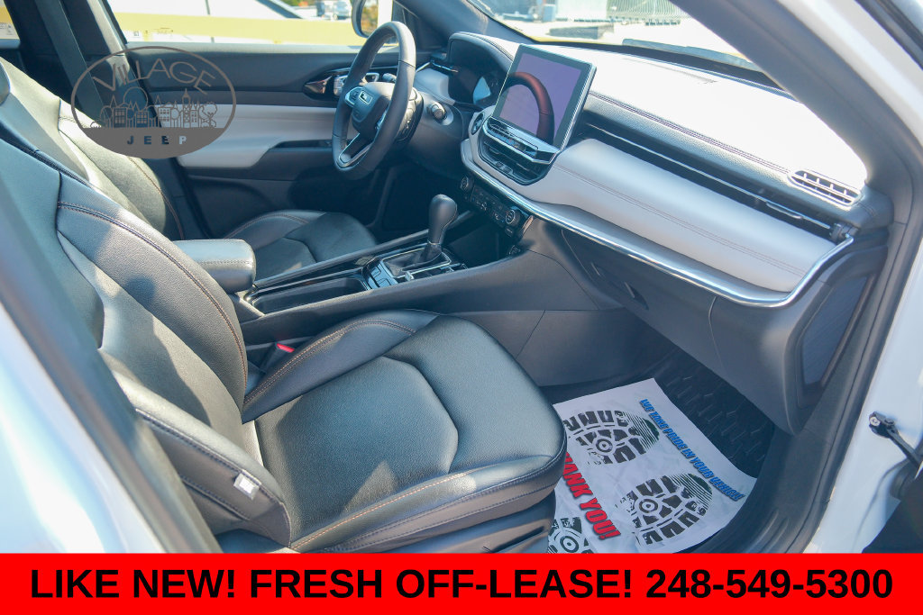 Used 2023 Jeep Compass Limited AWD/4WD image 12