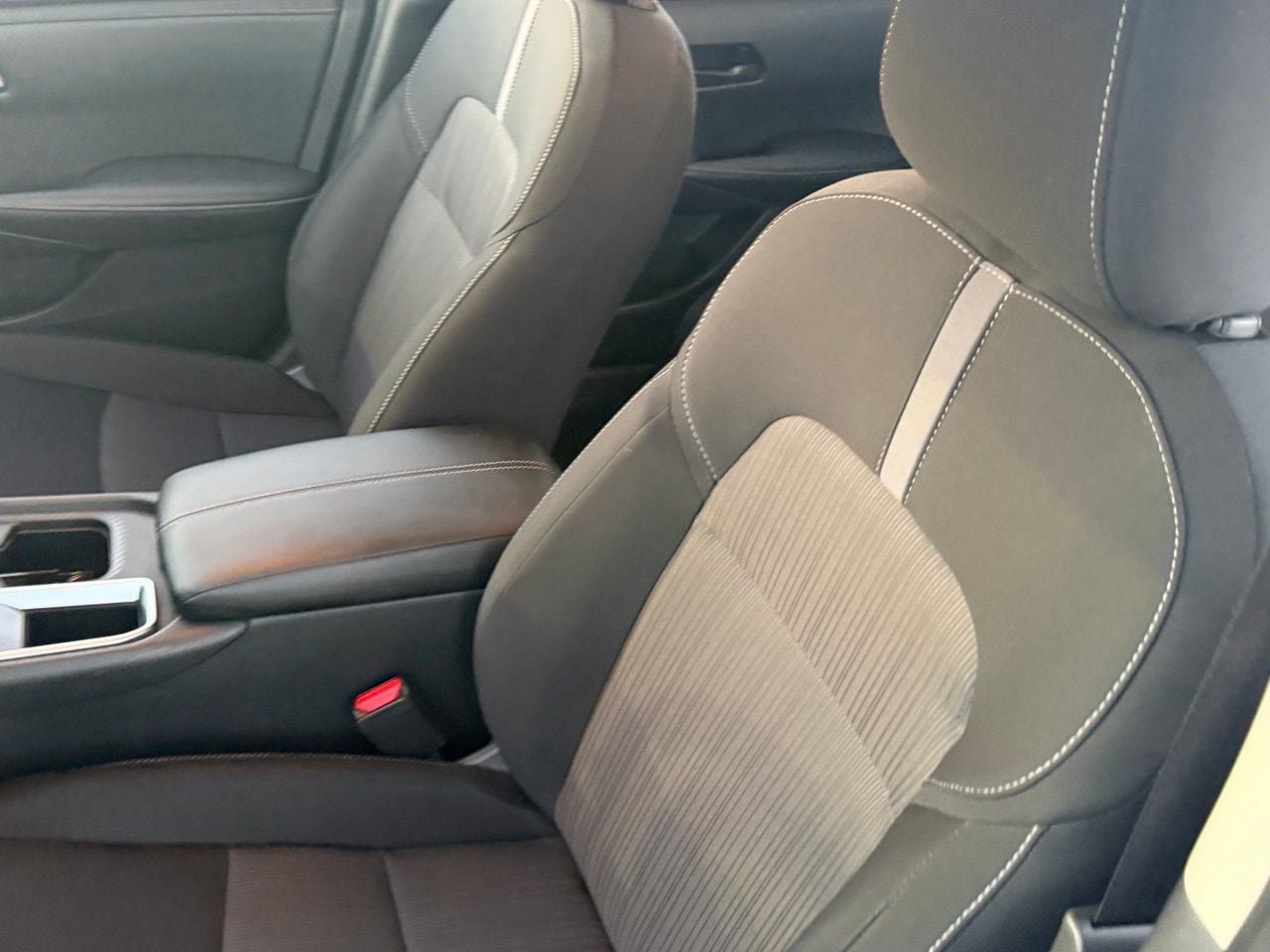 Certified 2025 Nissan Sentra SV w/ All-Weather Package FWD image 31