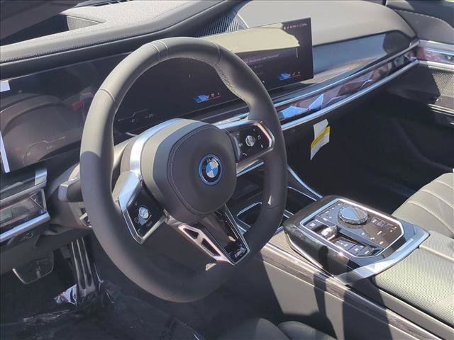 New 2026 BMW i7 xDrive60 w/ M Sport Package RWD image 3