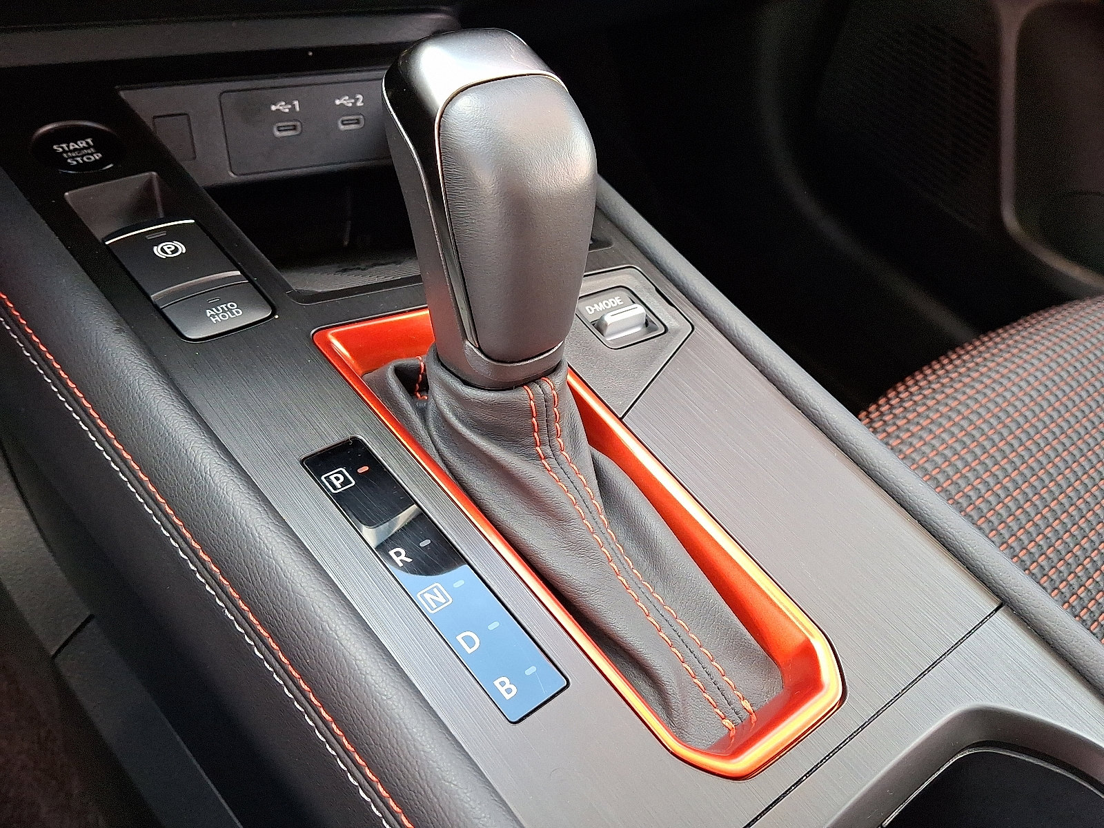 Used 2025 Nissan Kicks SR image 15