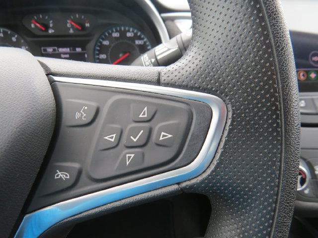 Used 2022 Chevrolet Malibu LT FWD image 16