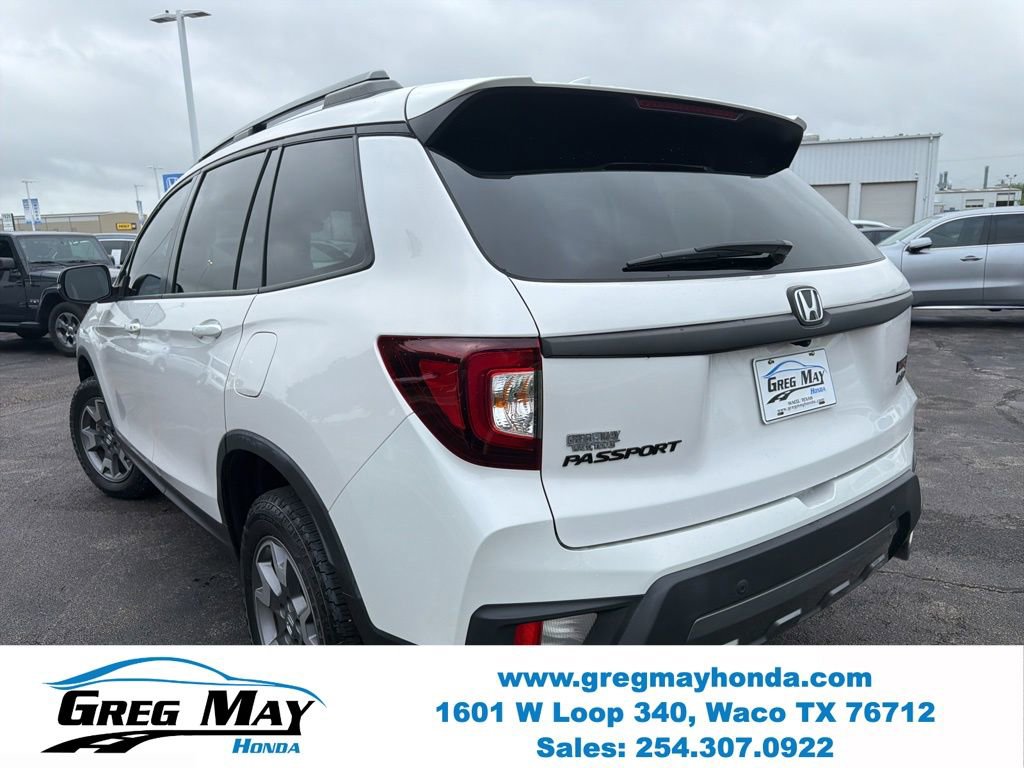 Certified 2023 Honda Passport TrailSport image 5