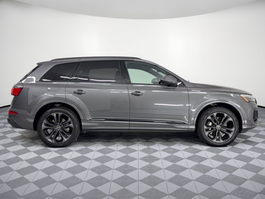 Used 2025 Audi Q7 3.0T Premium Plus AWD/4WD image 8