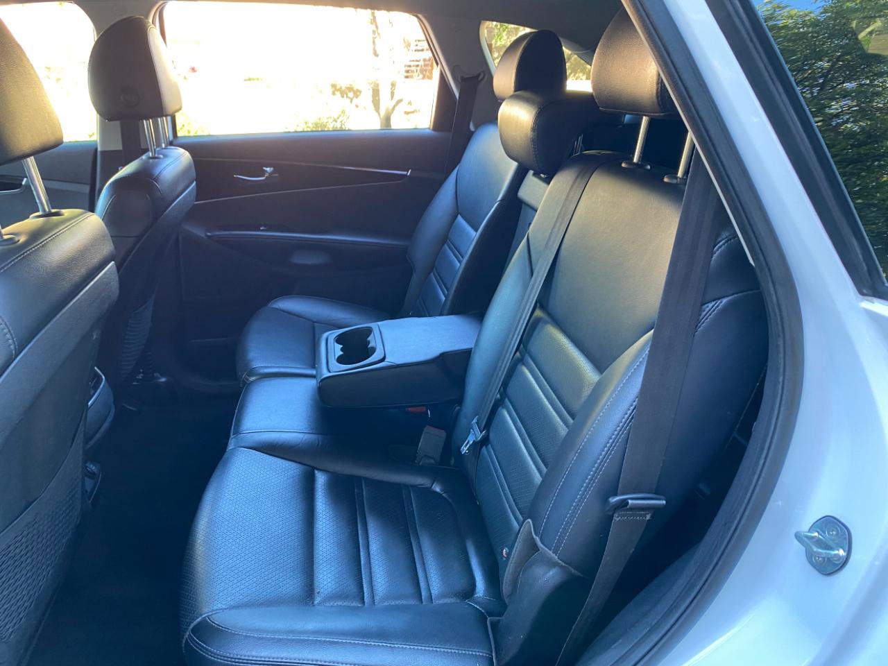 Used 2020 Kia Sorento EX FWD image 37