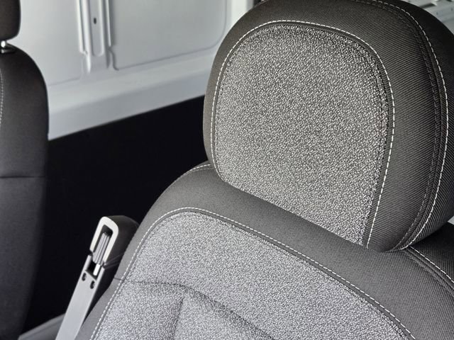 Used 2025 RAM ProMaster 2500 w/ Convenience Group image 14