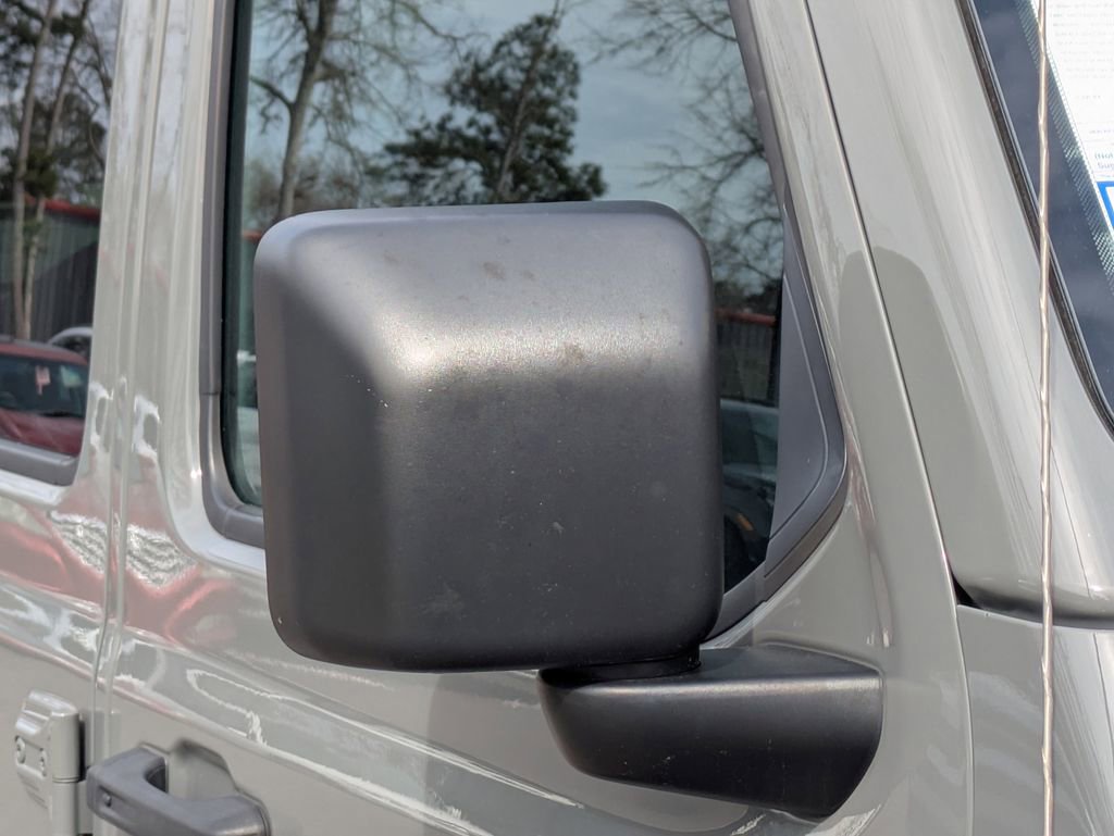 Used 2022 Jeep Wrangler Unlimited Sahara w/ Cold Weather Group image 11