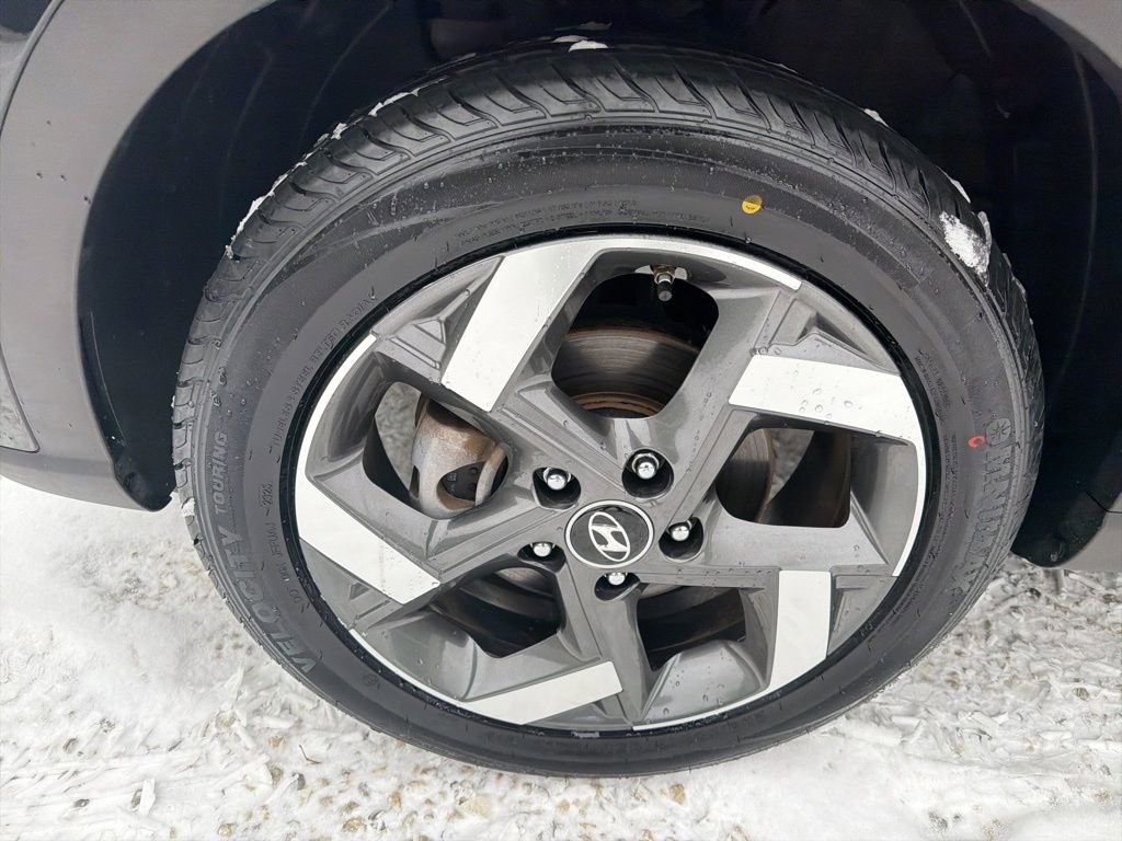 Used 2021 Hyundai Venue SEL image 10