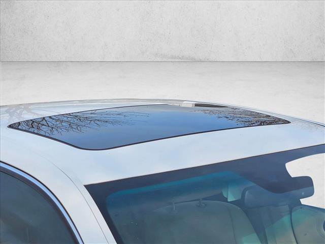 Used 2012 Lexus LS 460 w/ Comfort Pkg image 5