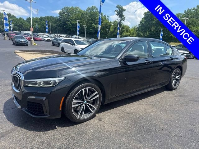 Used 2021 BMW 740i xDrive w/ M Sport Package AWD/4WD image 3