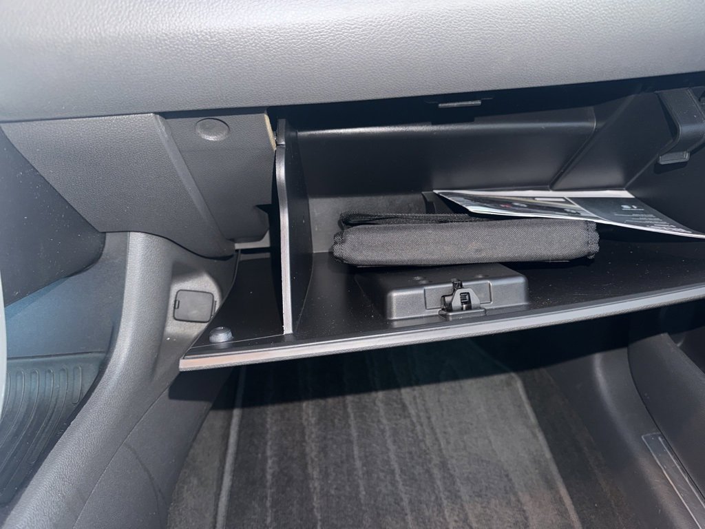 Used 2013 Ford Edge Limited image 23