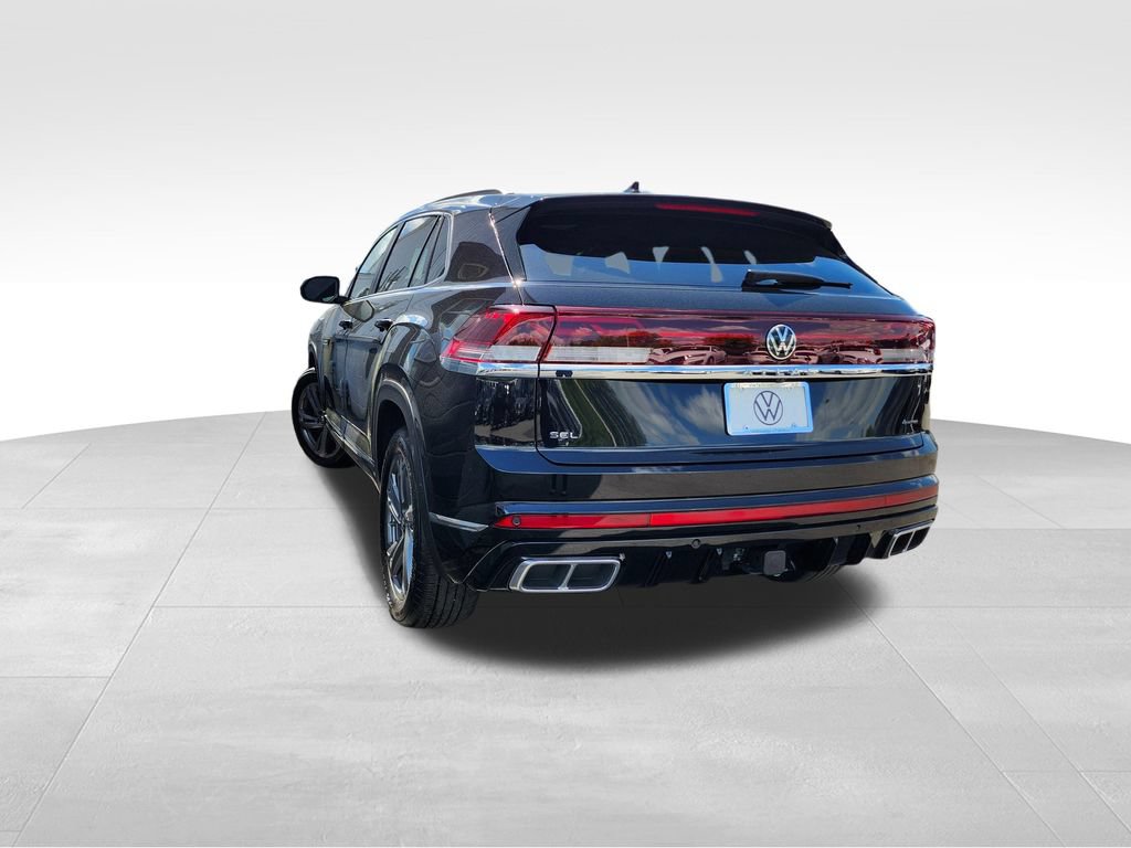 Certified 2024 Volkswagen Atlas Cross Sport SEL R-Line AWD/4WD image 3
