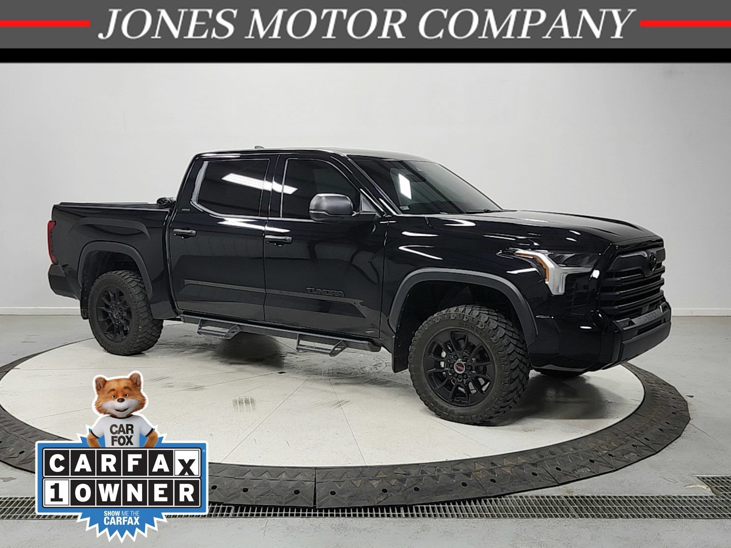 Used 2024 Toyota Tundra SR5 AWD/4WD image 1