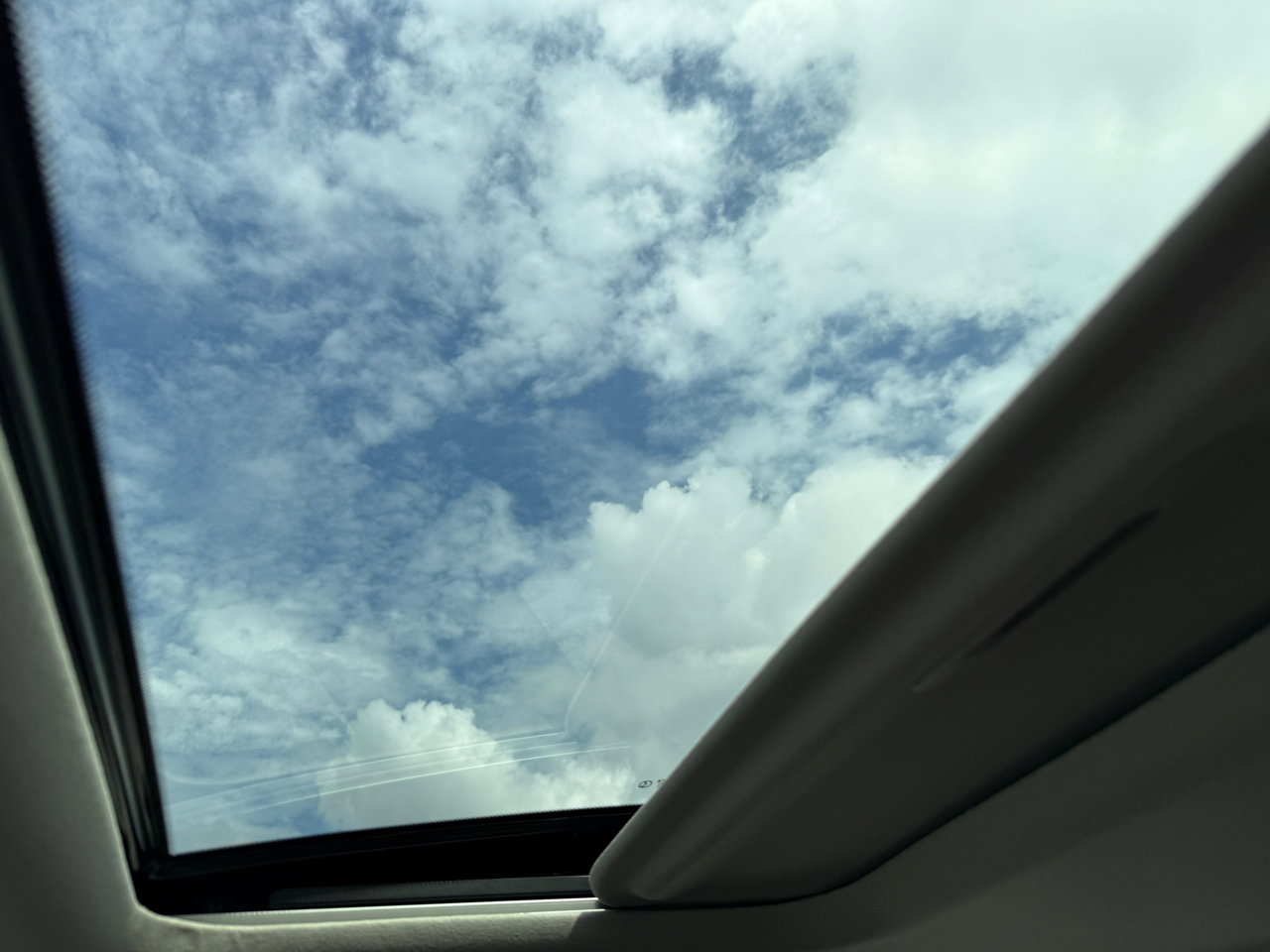 Used 2024 MAZDA MAZDA3 s image 39