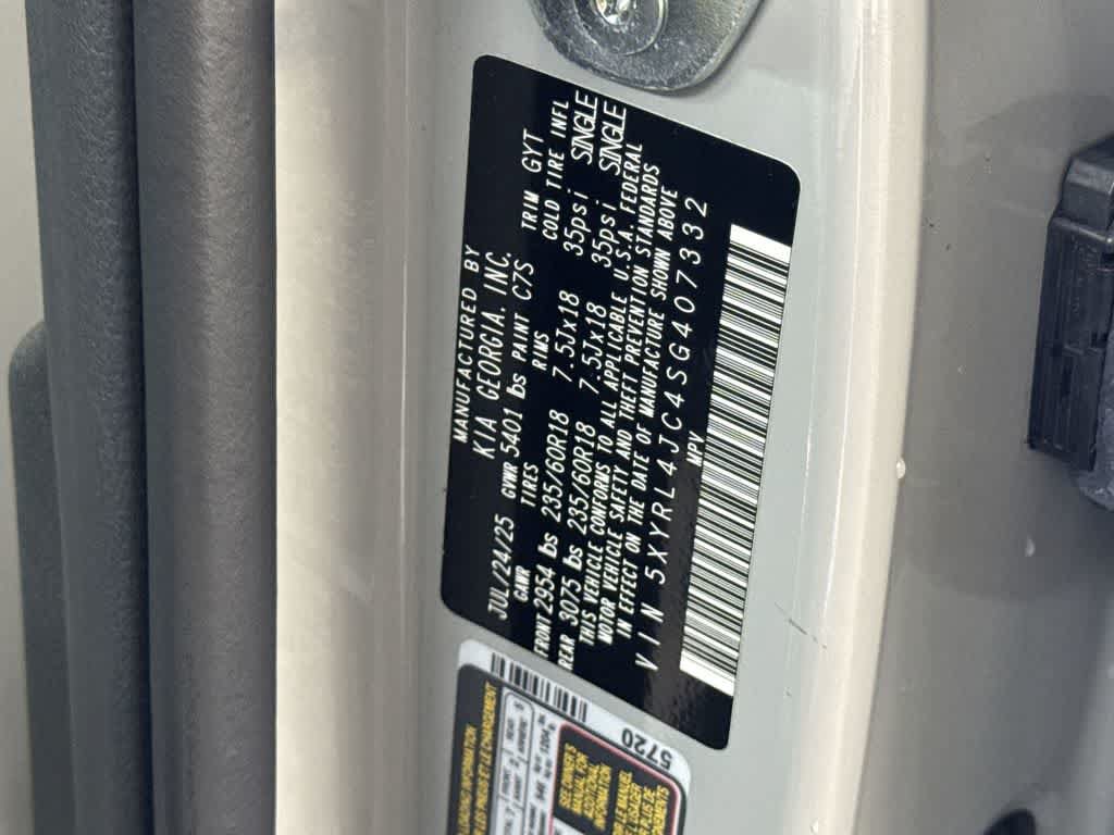 Used 2025 Kia Sorento S FWD image 29