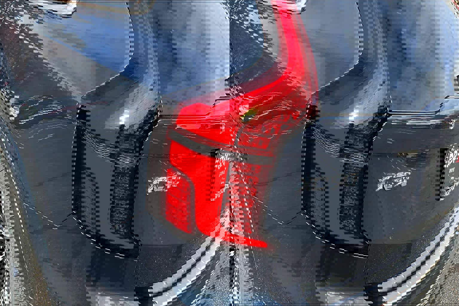 New 2026 Volvo XC90 B6 Ultra w/ Protection Package Premier image 5