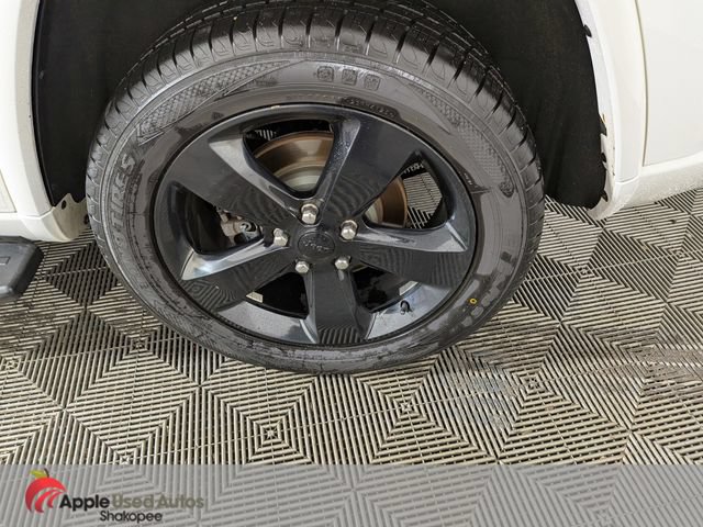 Used 2015 Jeep Grand Cherokee Altitude AWD/4WD image 39