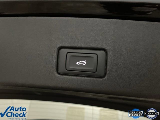 Used 2024 Audi Q4 e-tron Premium image 10