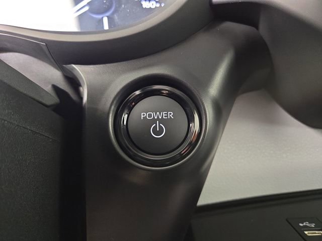 New 2026 Toyota Sienna XLE image 26