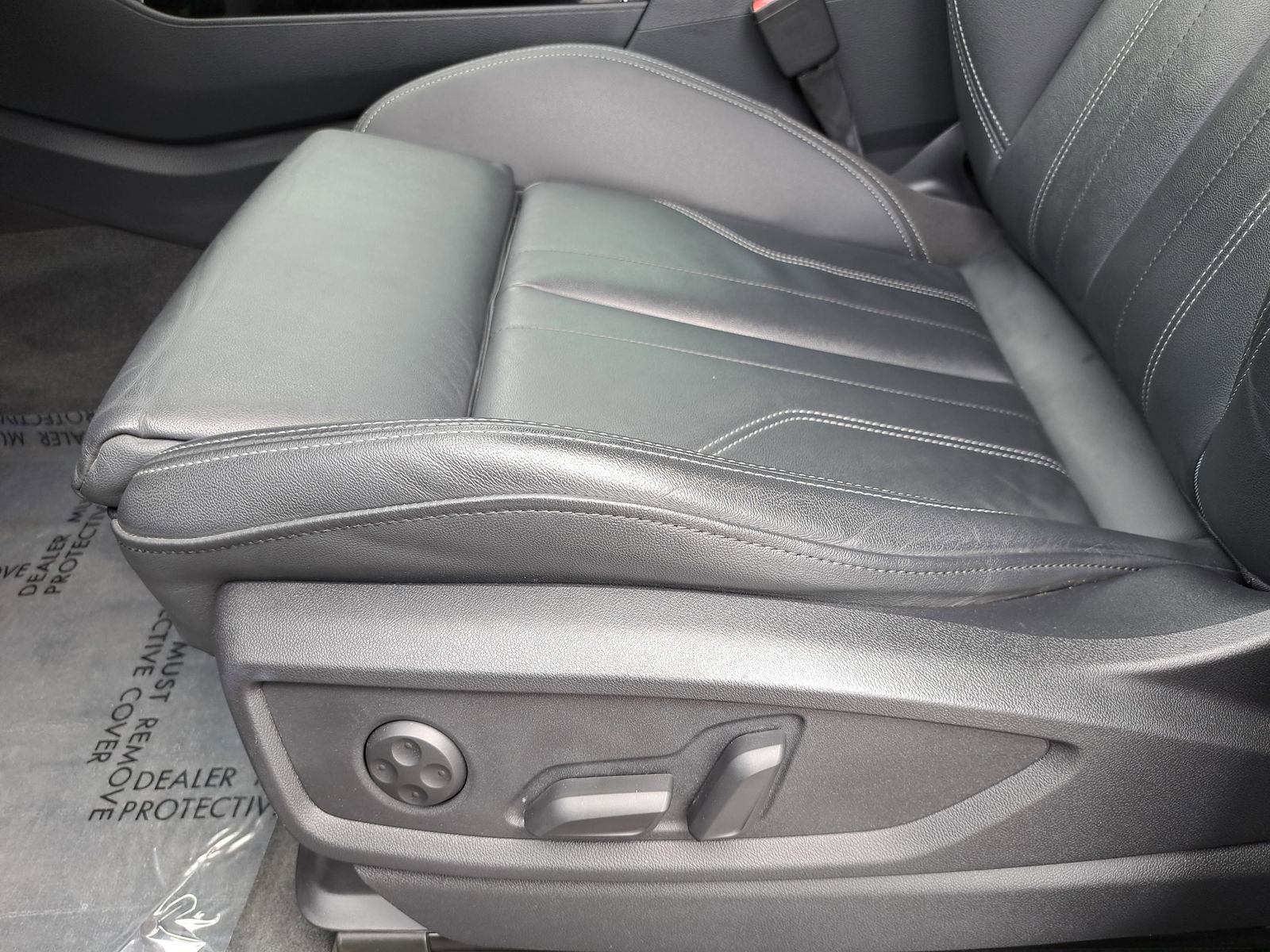 Used 2023 Audi Q5 e Premium w/ Convenience Package AWD/4WD image 30