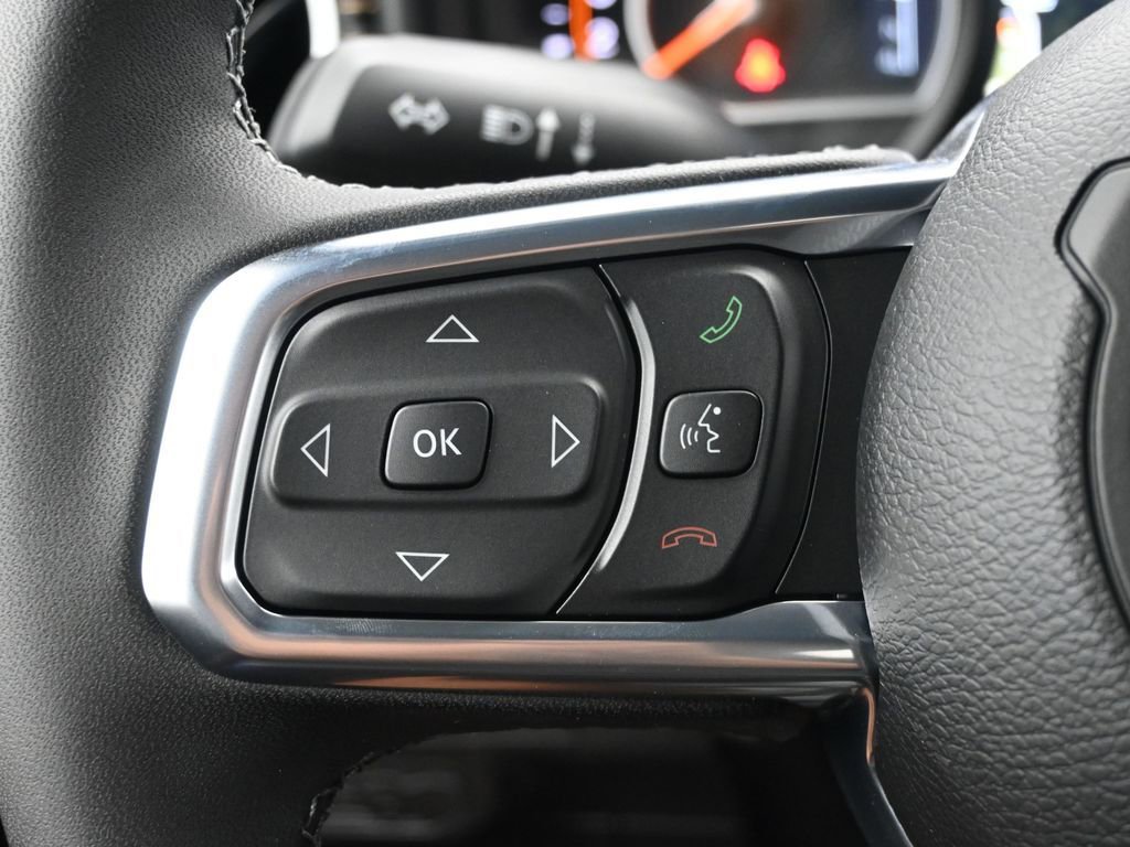 New 2025 Jeep Wrangler Sahara image 24