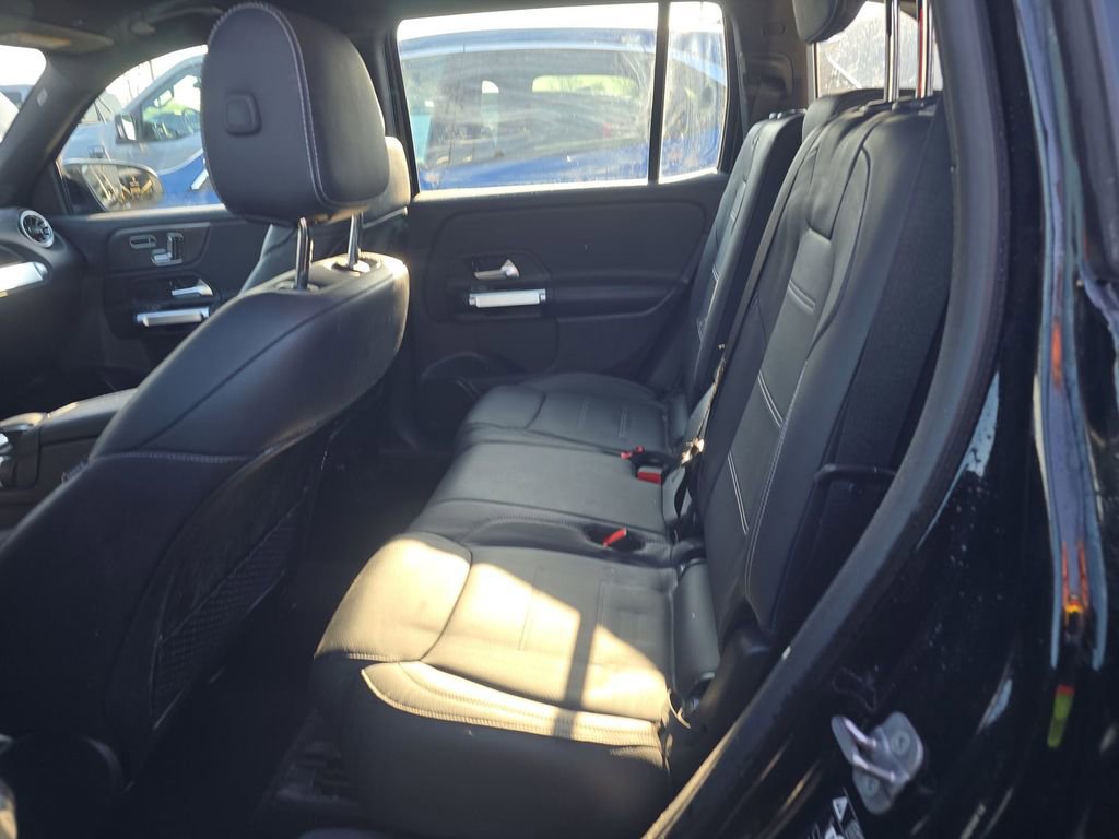 Used 2023 Mercedes-Benz GLB 35 AMG 4MATIC image 5