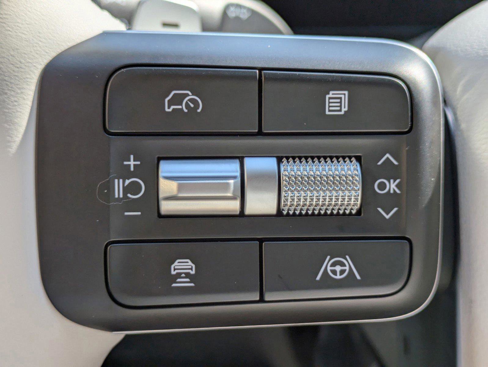 Certified 2025 Hyundai Santa Fe Calligraphy FWD image 22