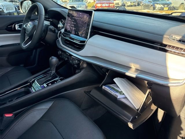 Certified 2023 Jeep Compass Limited image 24