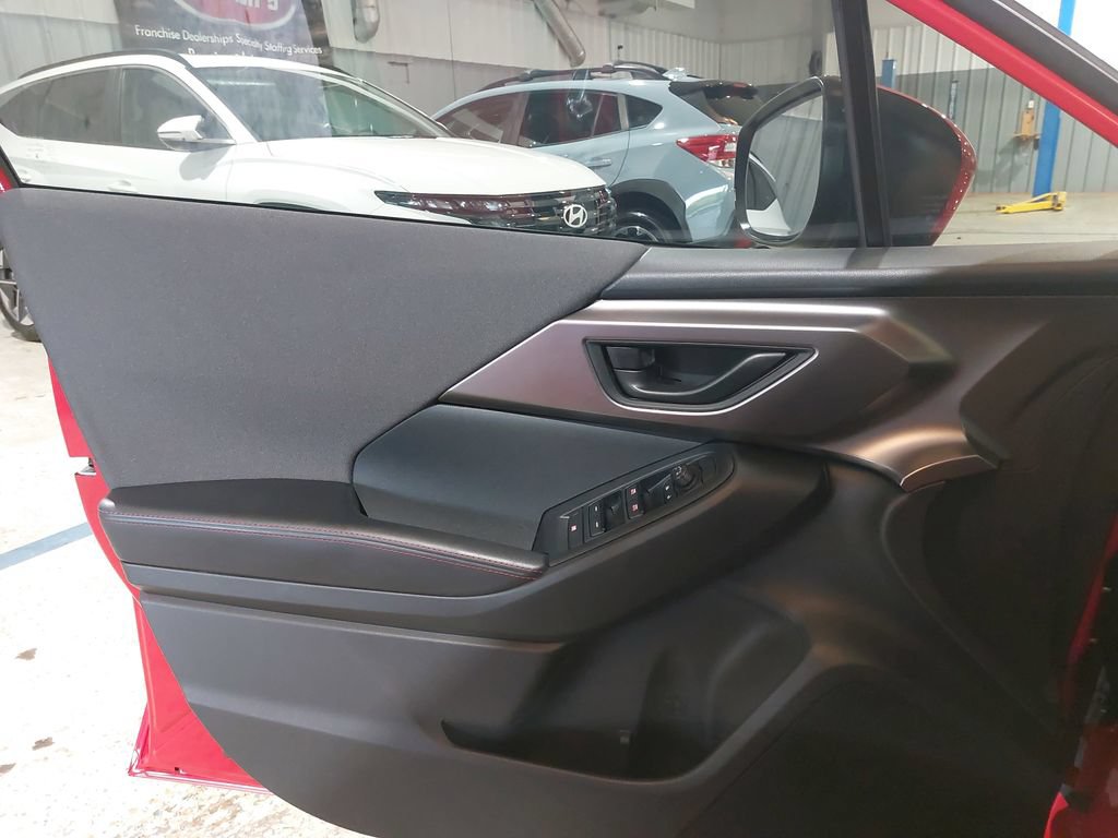Certified 2025 Subaru Impreza 2.0i Sport AWD/4WD image 28