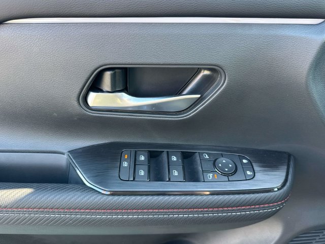 New 2027 Nissan Kicks SR FWD image 22