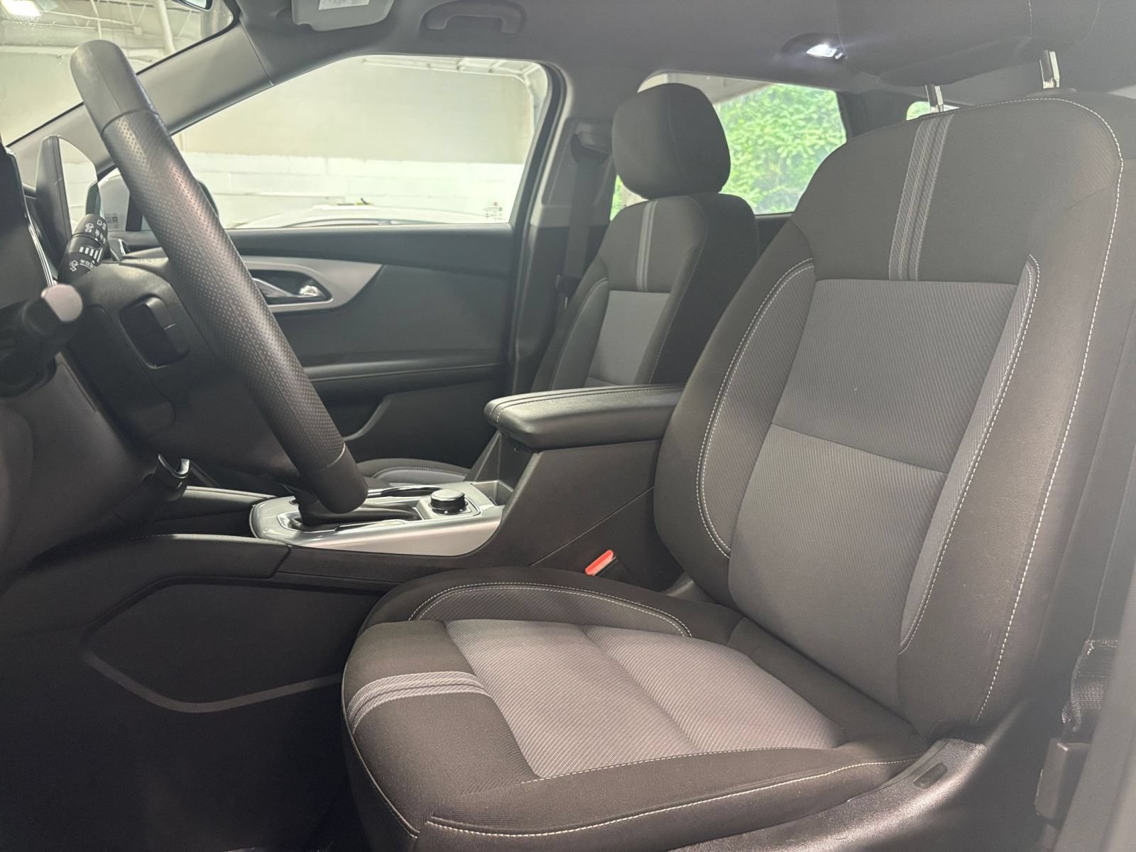 Used 2026 Chevrolet Blazer LT FWD image 37