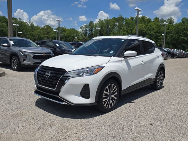 Certified 2023 Nissan Kicks SV FWD image 4