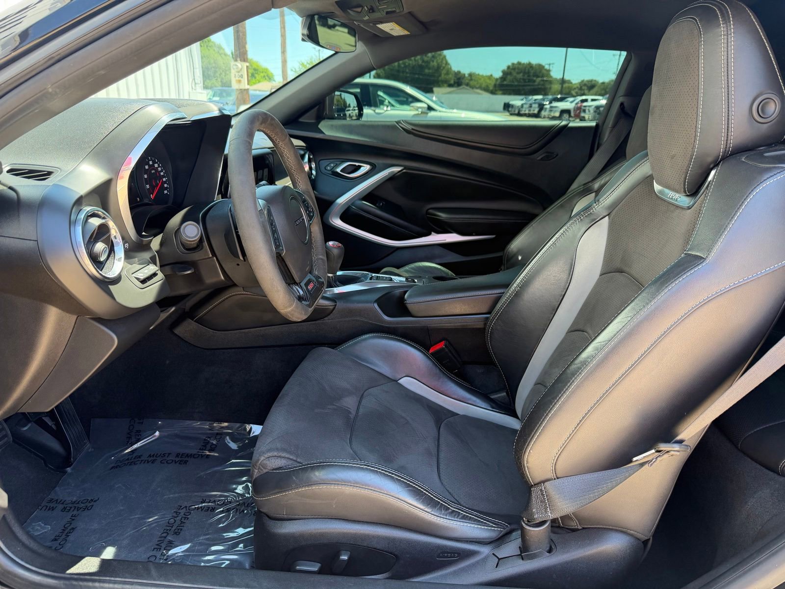 Used 2018 Chevrolet Camaro SS RWD image 14