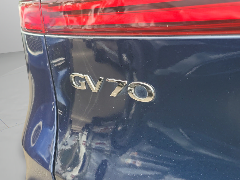 Used 2023 Genesis GV70 2.5T AWD/4WD image 37