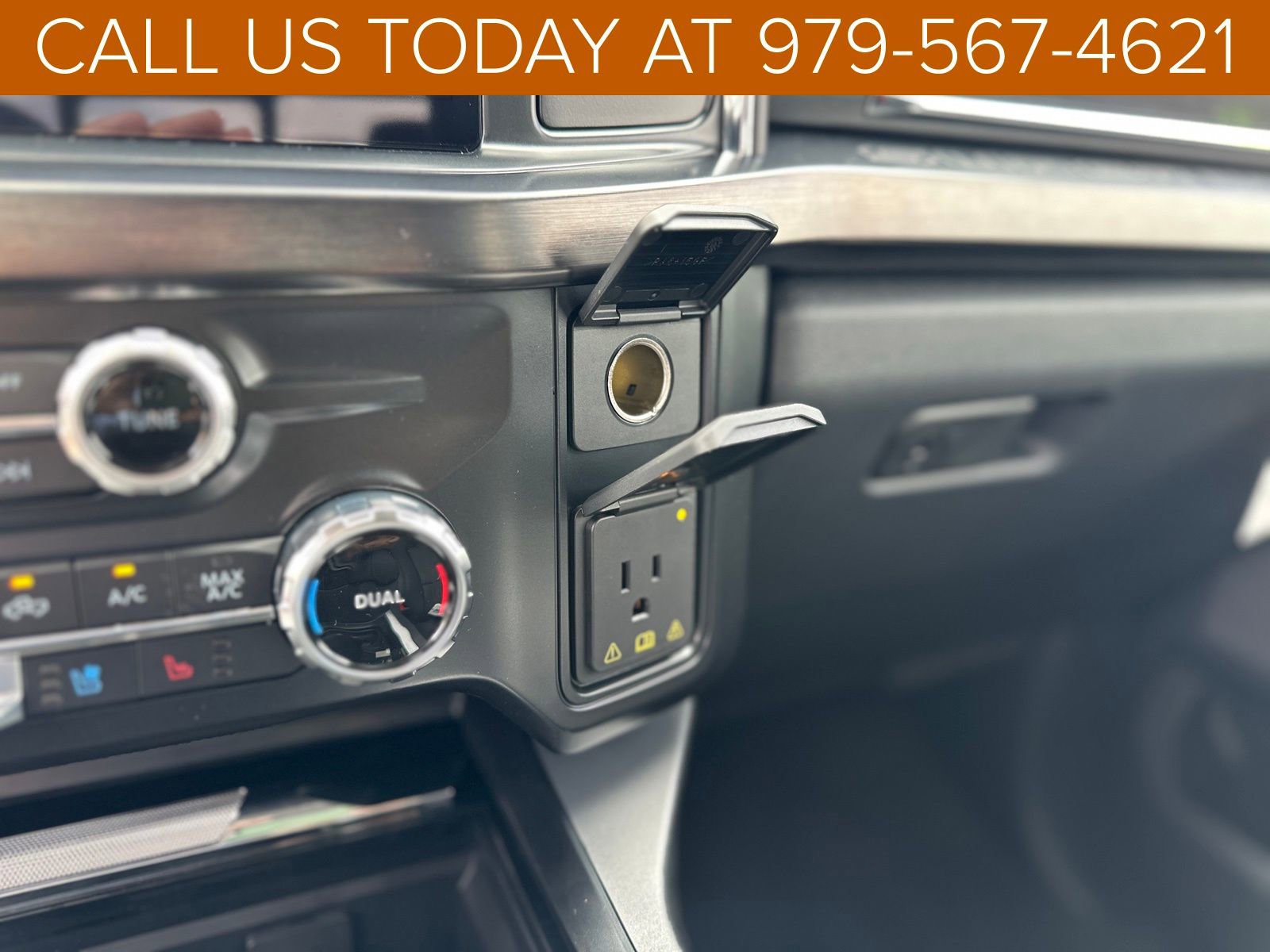 New 2025 Ford F250 Lariat w/ FX4 Off-Road Package image 45