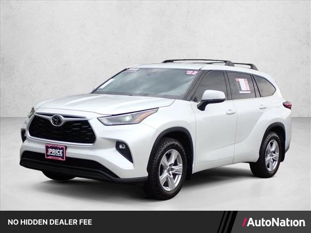 Used 2022 Toyota Highlander LE