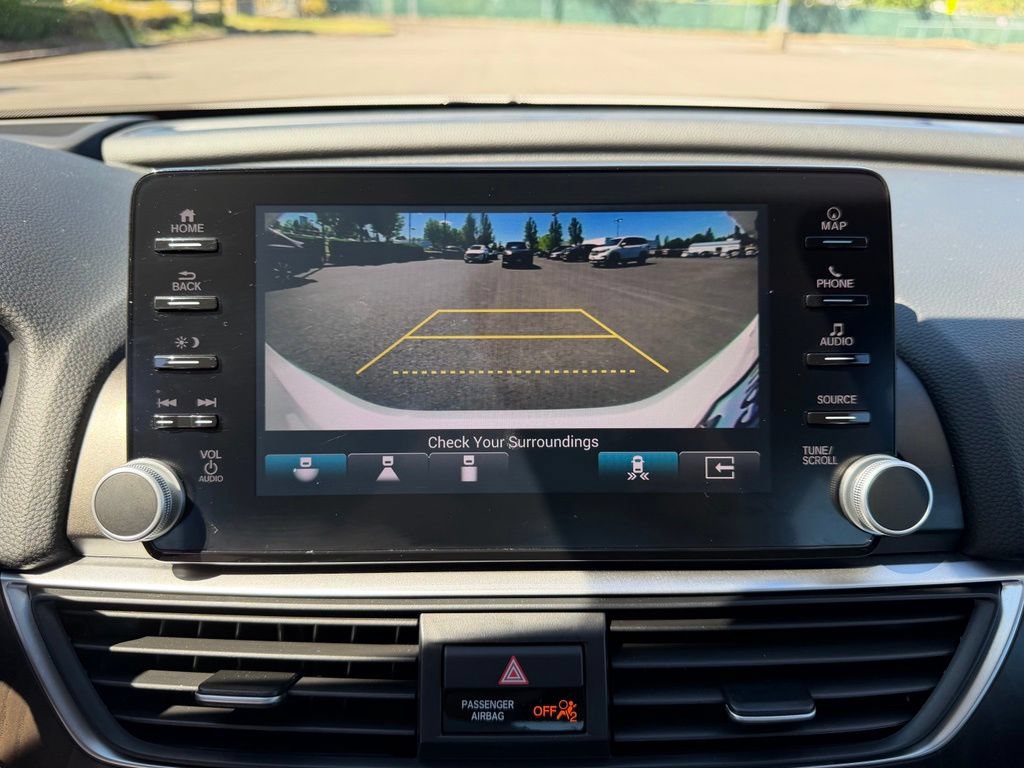 Used 2018 Honda Accord Touring image 24