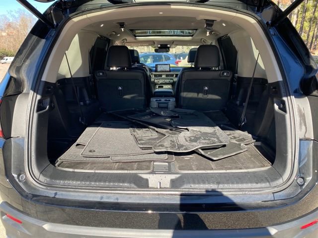 Used 2024 Honda Pilot Touring image 28