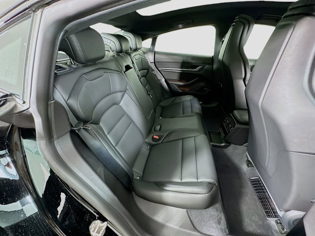 New 2025 Porsche Taycan 4S image 30