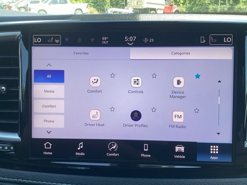New 2026 Chrysler Pacifica Select image 39