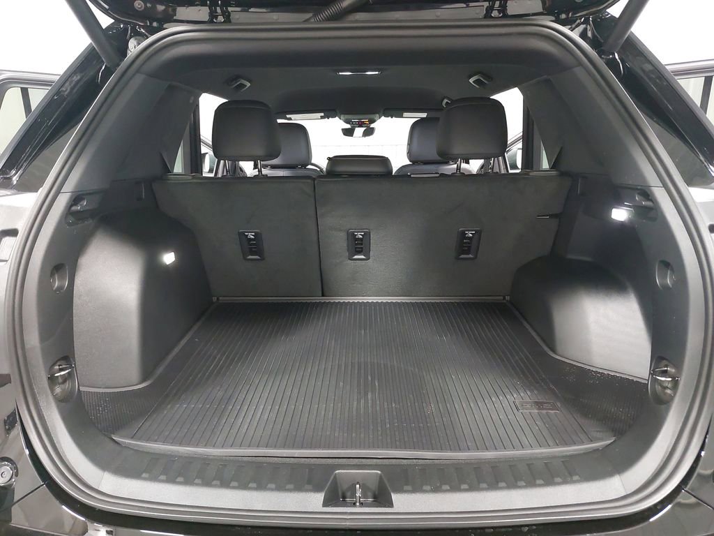 New 2026 GMC Terrain AT4 w/ Convenience Package III AWD/4WD image 12