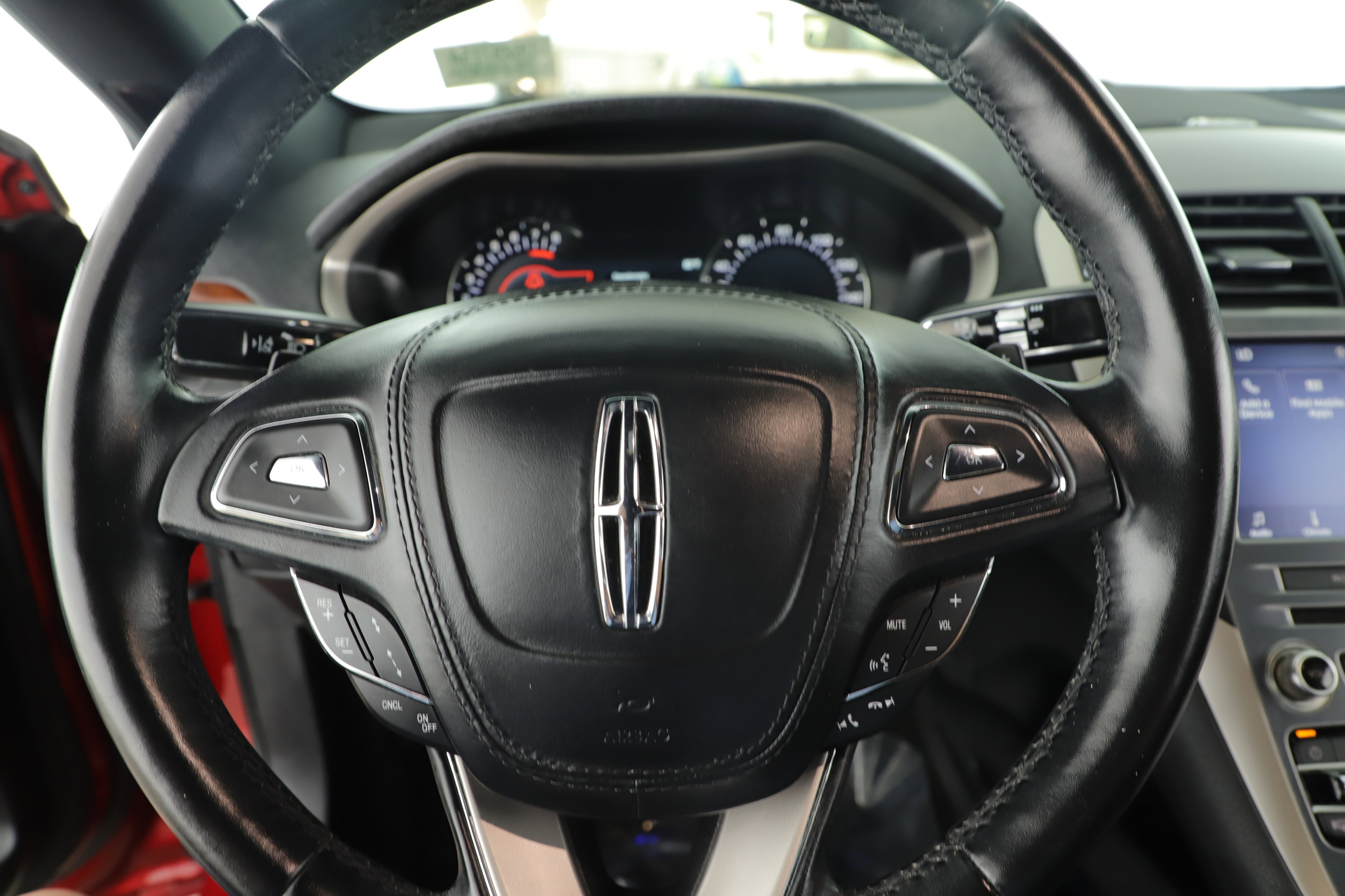 Used 2019 Lincoln MKZ Reserve w/ Reserve Plus Package FWD image 15