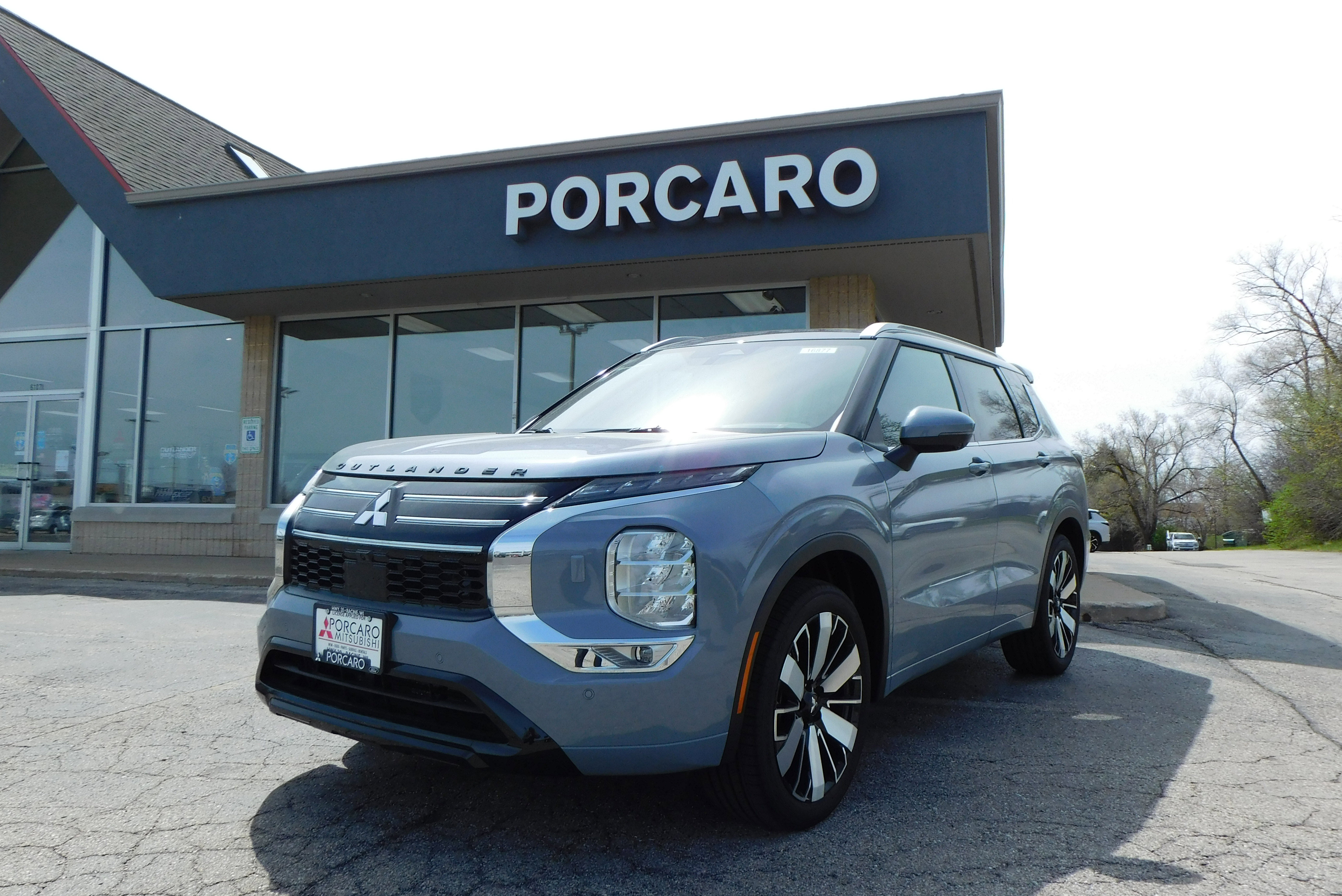 Used 2025 Mitsubishi Outlander SEL