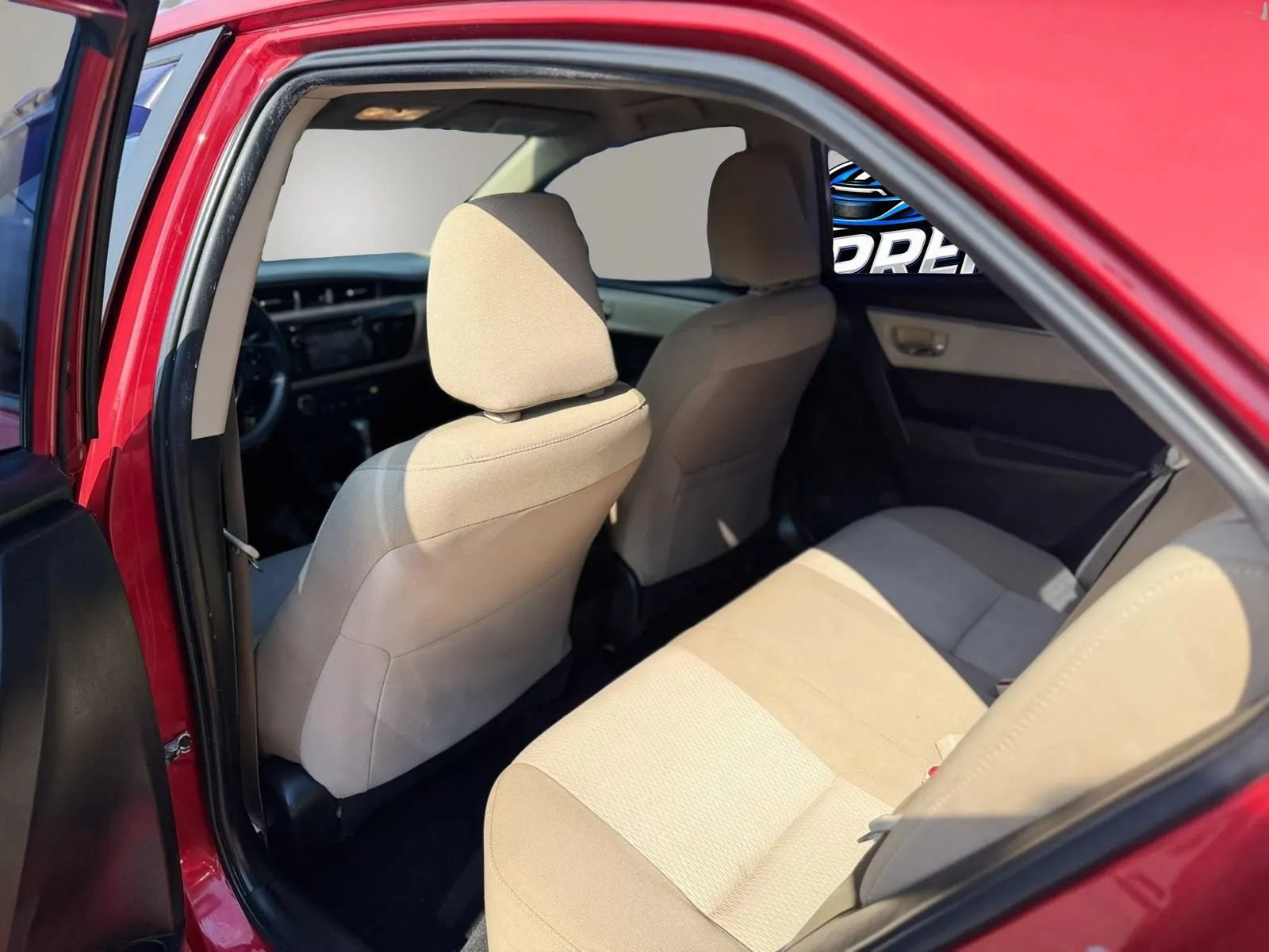 Used 2014 Toyota Corolla LE FWD image 13