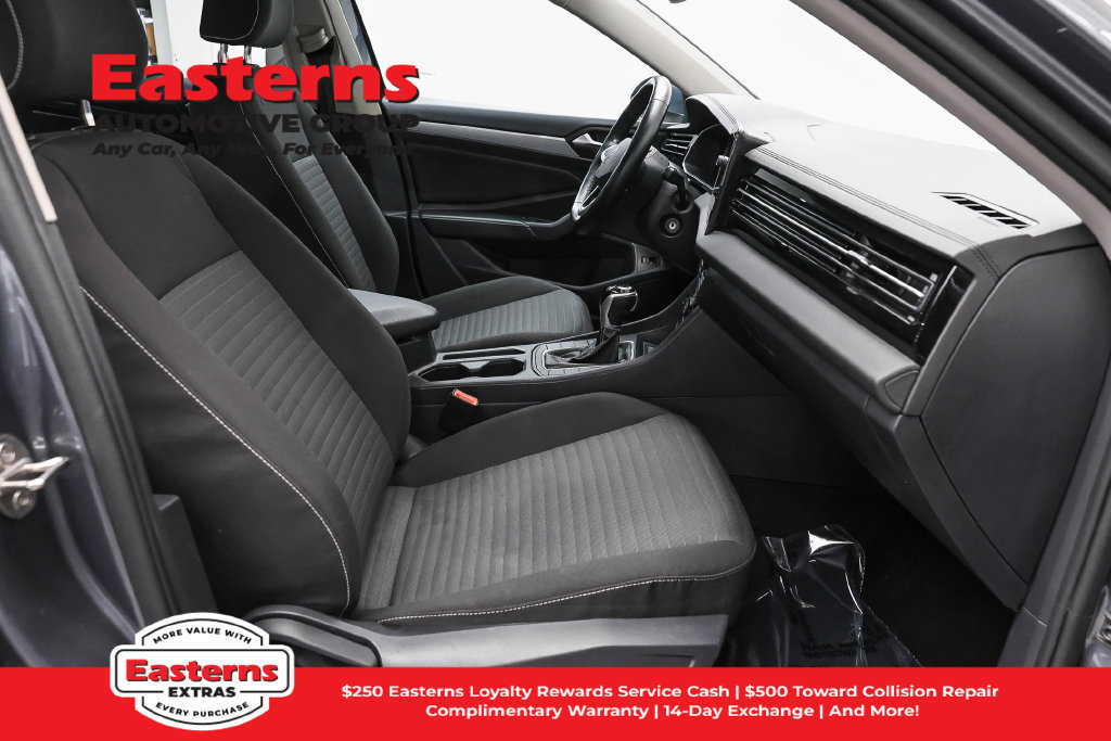 Used 2025 Volkswagen Jetta S FWD image 23