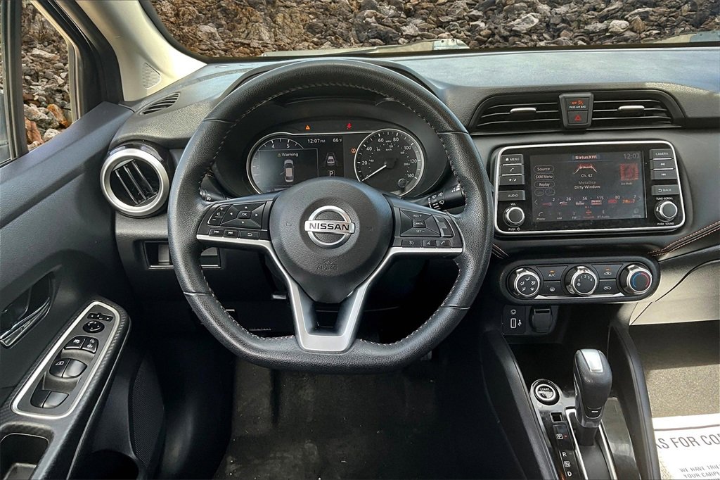 Used 2021 Nissan Versa SR image 5